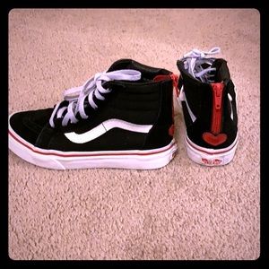 High top Vans for Little Girls ❤️